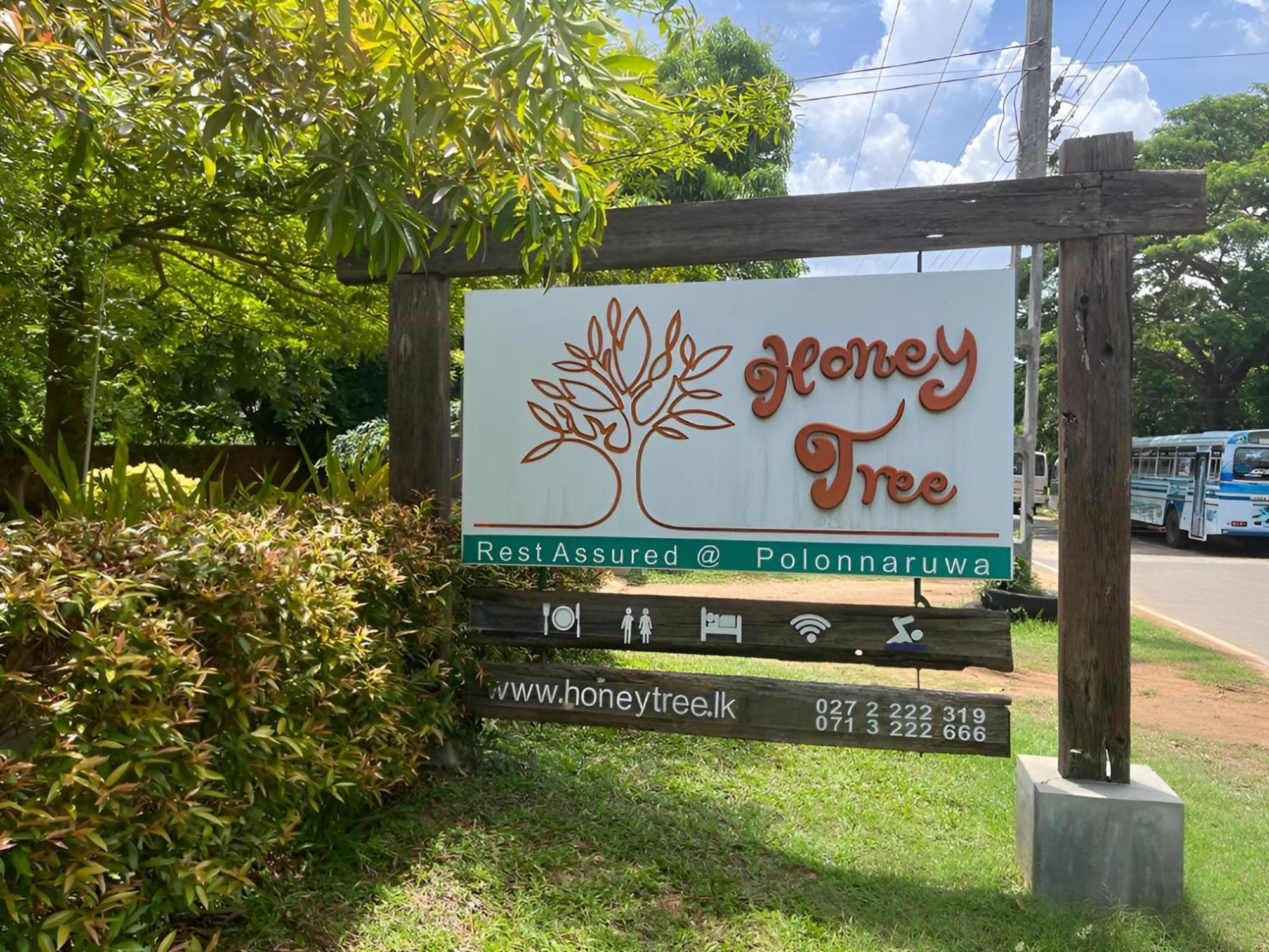 Honey Tree Polonnaruwa Hotel Екстериор снимка