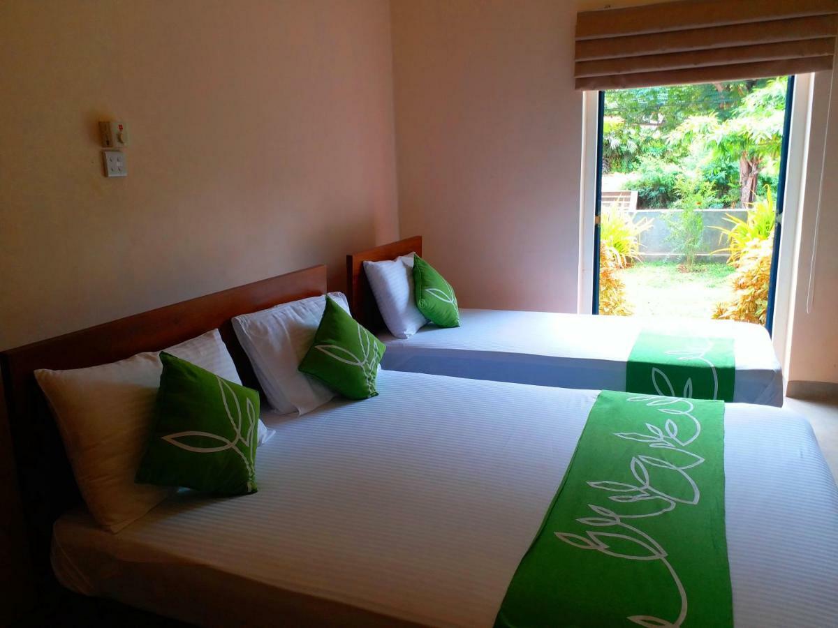 Honey Tree Polonnaruwa Hotel Екстериор снимка